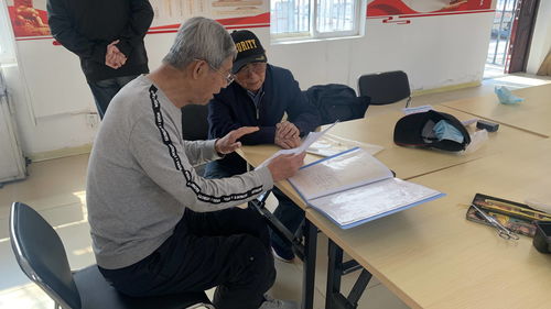 我为群众办实事 青岛市北区兴隆路街道开展为老服务公益理发活动